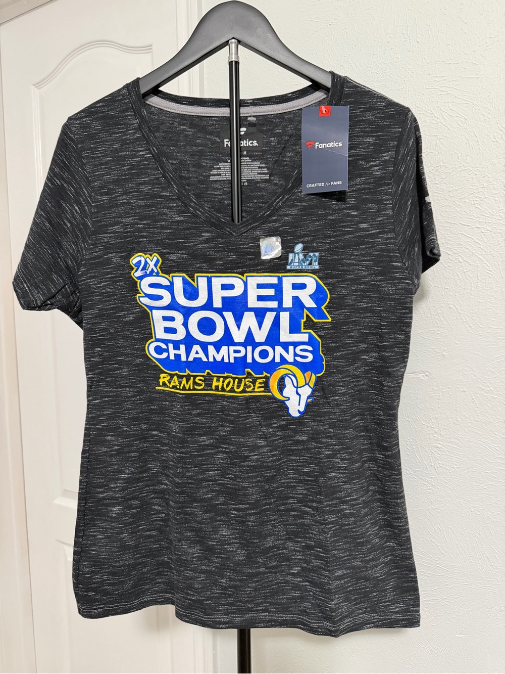 Fanatics Black Heather V-Neck '2X Super Bowl Champions Rams House' Tee